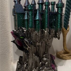 Bath & Body Works Maleficent Castle Sculpture - Purple, Green, Black
